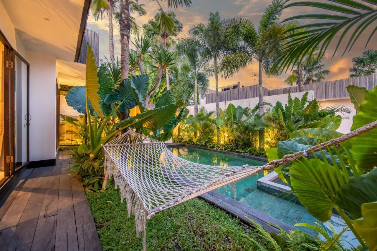 NEW! Tropical design Private Villa Complex 6 BR Umalas w staff Canggu Exterior foto